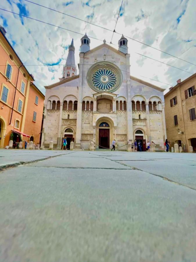 Duomo 12 Apartment Modena Exterior photo